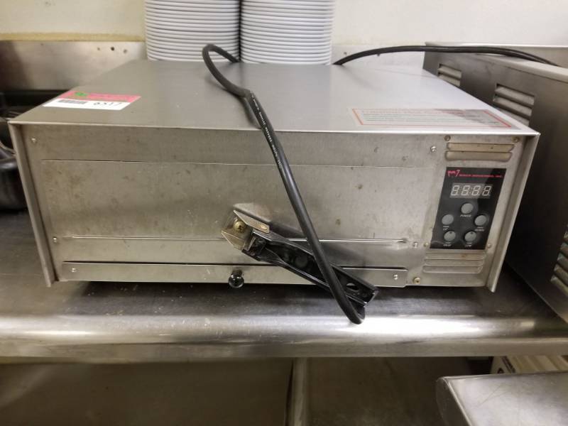 lot 6517 image: Wesco Pizza Oven 425A