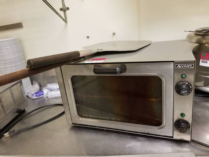 lot 6522 image: Adcraft Convection Oven COQ-1750W