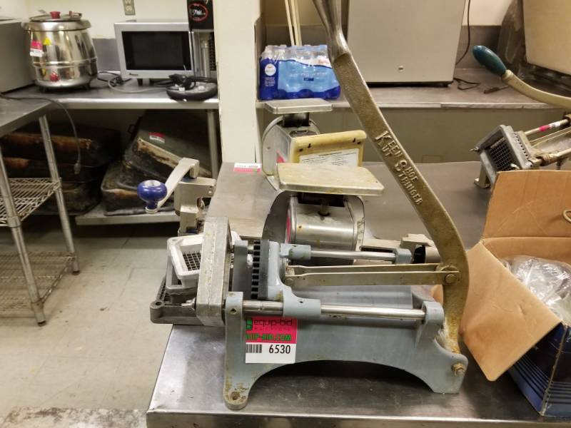 lot 6530 image: Keen Kut Veggie Chopper