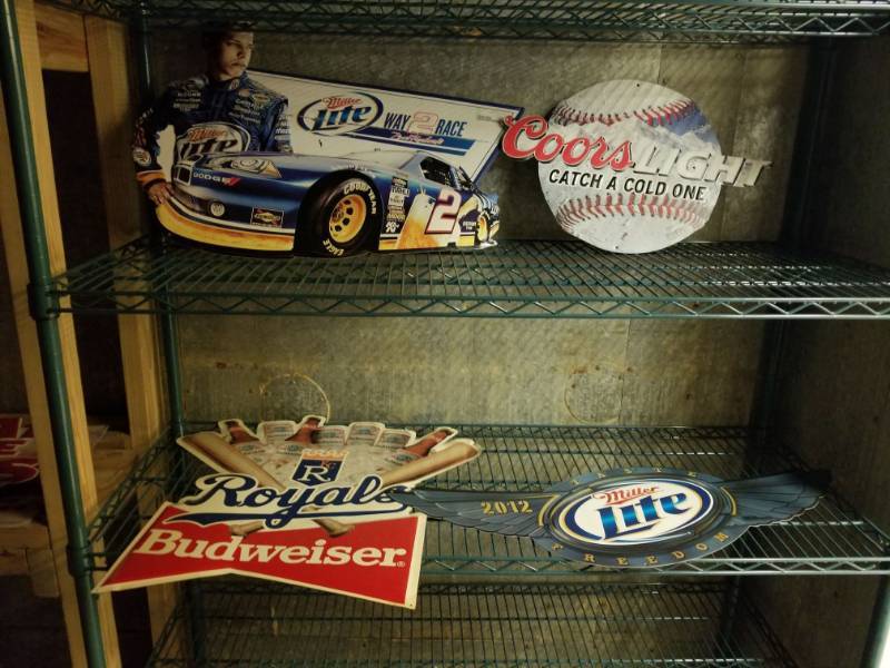 lot 6562 image: 5 Metal Beer Signs