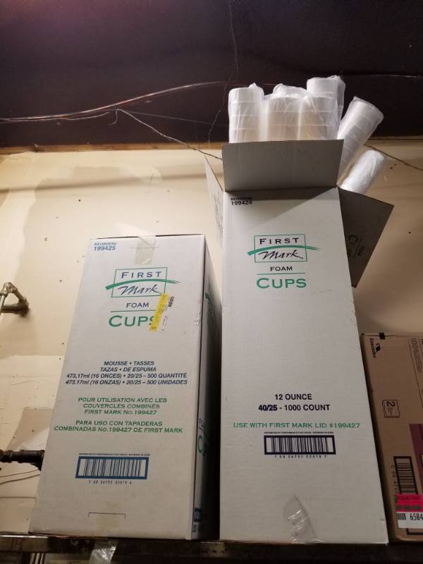 lot 6585 image: Styrofoam Cups 12oz and 16oz