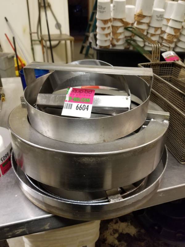 lot 6604 image: Pizza Crust Formers