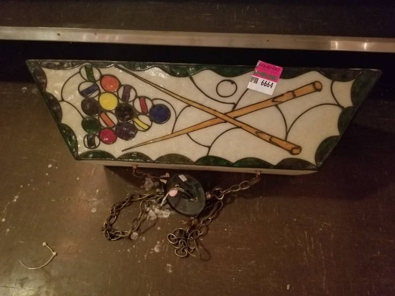 lot 6664 image: 32in Plastic Pool Light