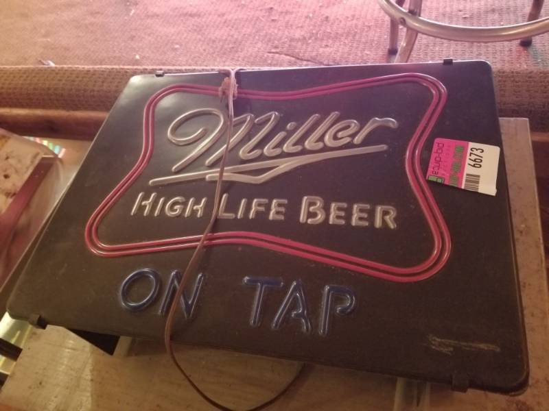 lot 6673 image: Miller High Life Neon Sign