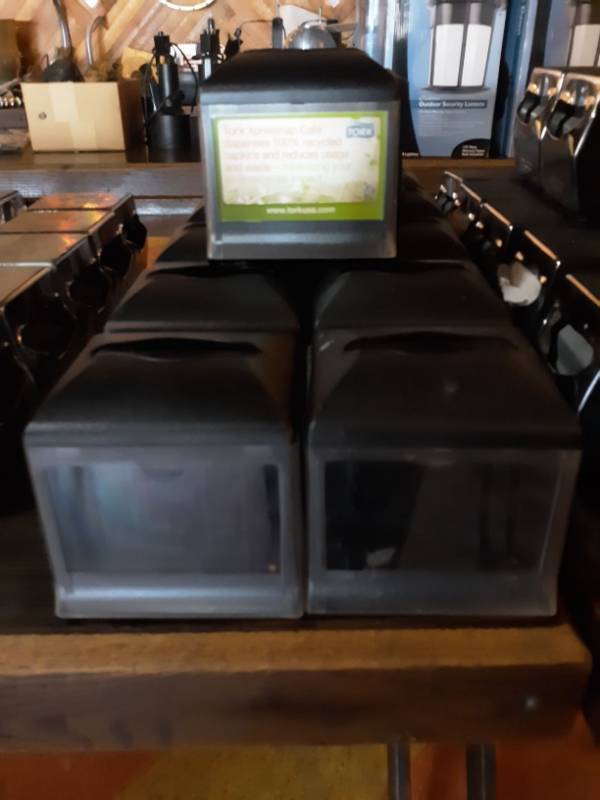 lot 8321 image: (12) Plastic Napkin Dispensers