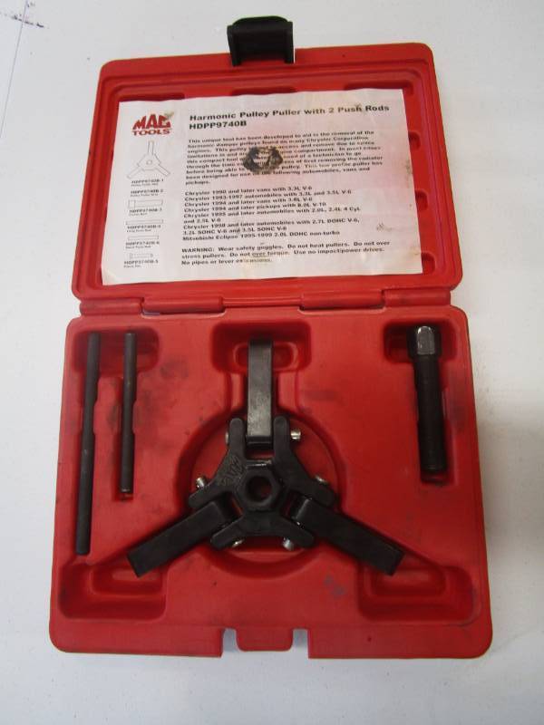 lot 7001 image: MAC Tools Harmonic Pulley Puller w 2 Push Rods HDPP9740B