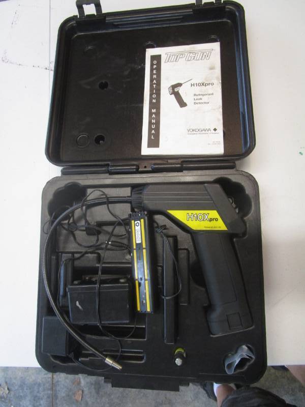 lot 7009 image: Yokogawa Top Gun H10Xpro Refrigerant Leak Detector