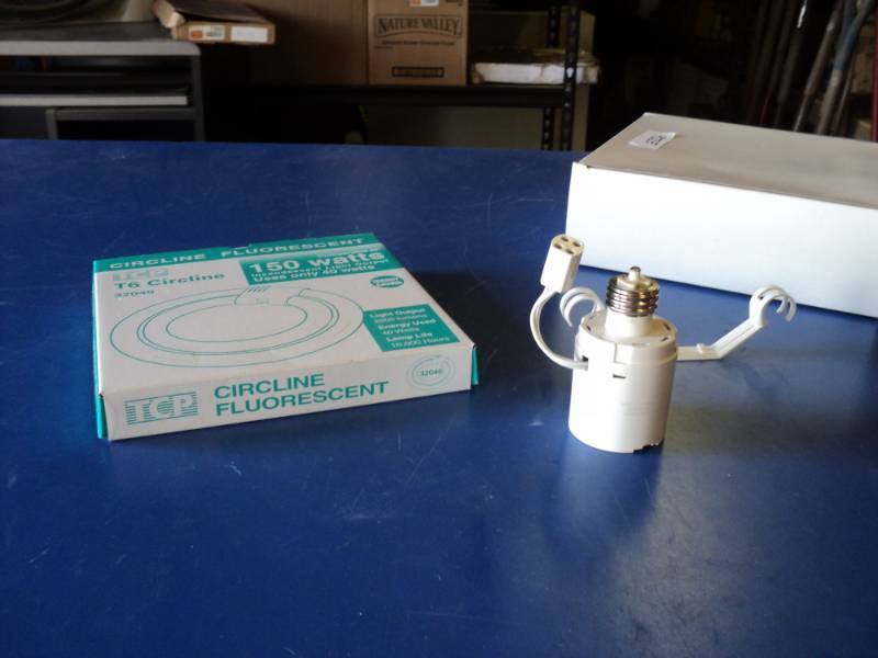 lot 9266 image: TCP Circline Fluorescent Bulb T6 with adapter