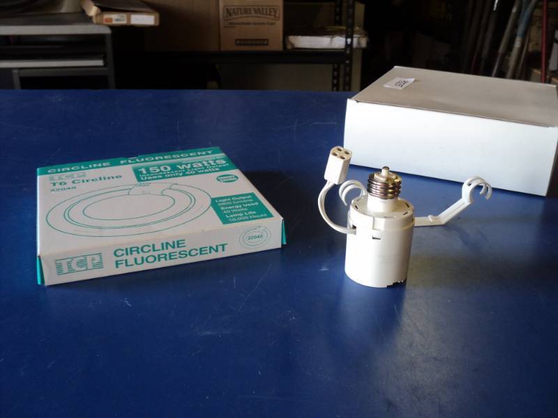 lot 9269 image: TCP Circline Fluorescent Bulb T6 with adapter