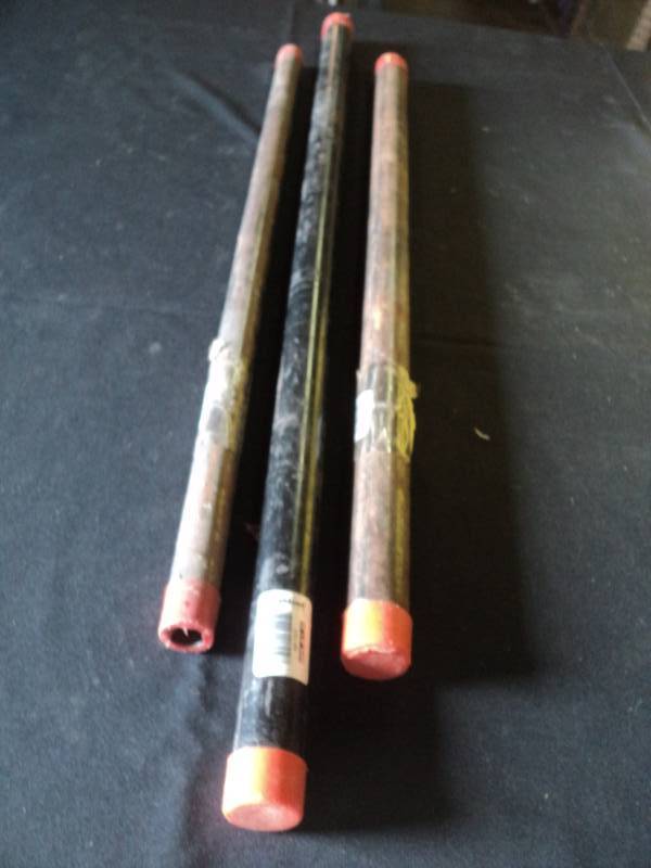 lot 9929 image: (3) ct lot steel pipe nipples, assortment of sizes, lengths
