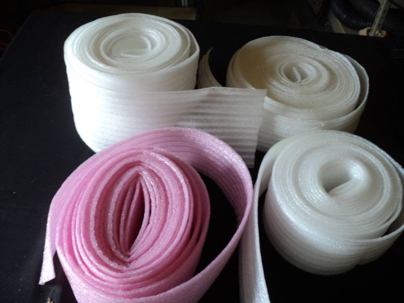 lot 9935 image: (4) partial rolls window seal foam, assorted widths