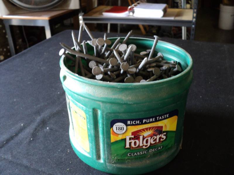 lot 9941 image: 5 lbs 4-18 round head nails