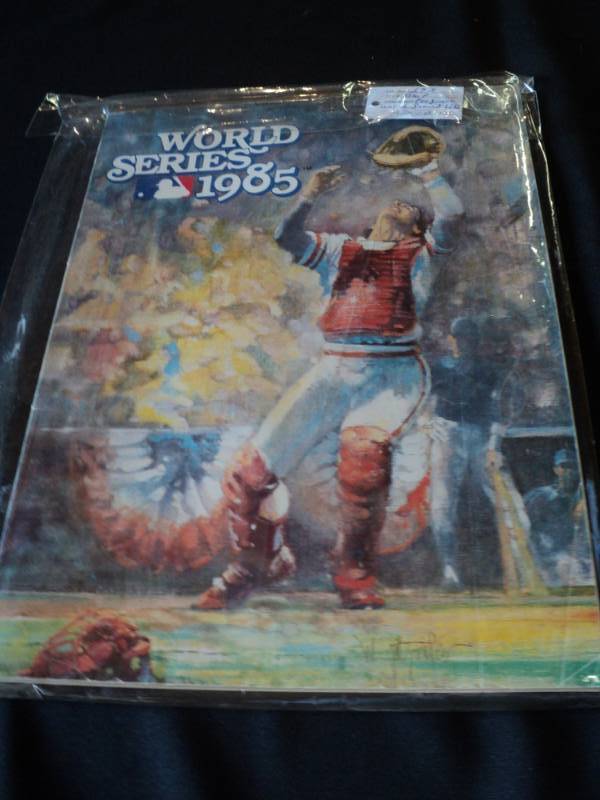 lot 9971 image: World Series 1985 Program Book