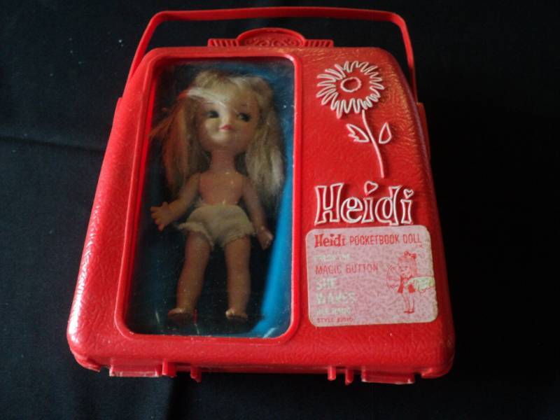 lot 9990 image: Heidi Pocketbook Doll