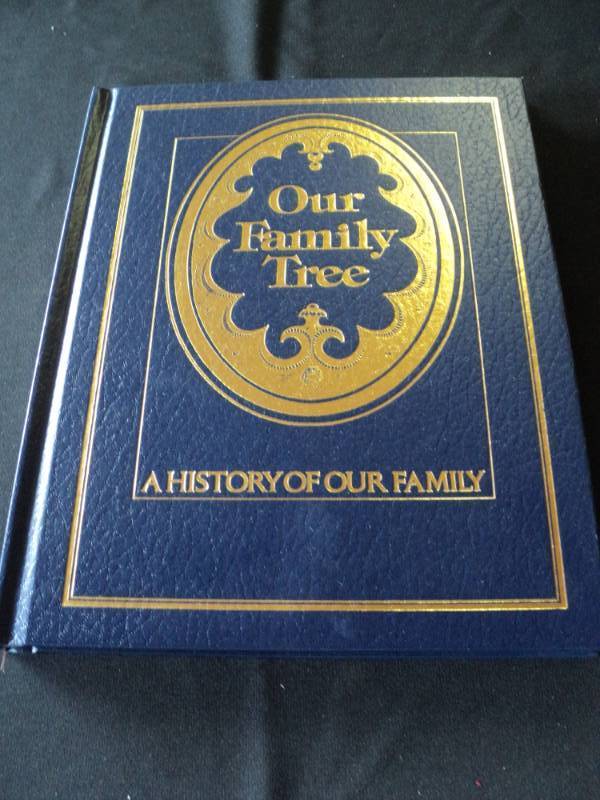 lot 10014 image: Our Family Tree Book, blank
