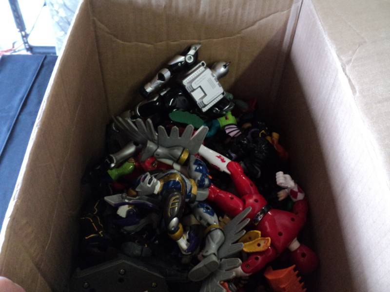lot 10029 image: Large lot of kids toys, figurines, over 80 pieces