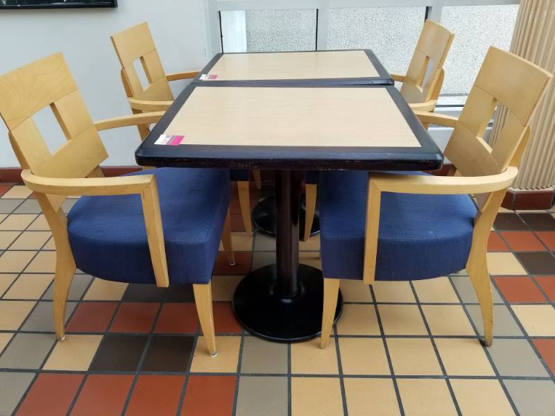 lot 6783 image: 24in x 30in Restaurant Table With 2 Chairs