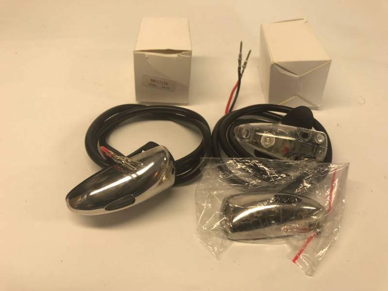 lot 3087 image: T-H MARINE LOW PROFILE BULLET NAV LIGHTS