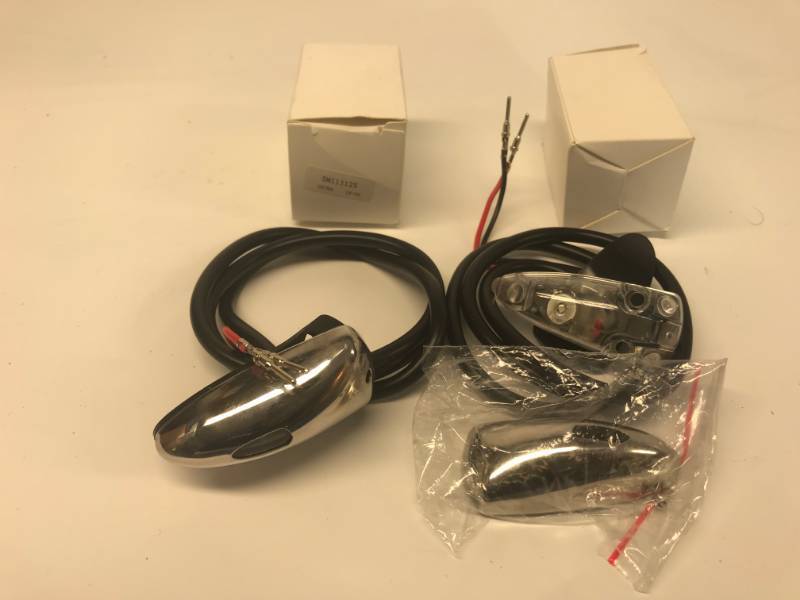 lot 3089 image: T-H MARINE LOW PROFILE BULLET NAV LIGHTS