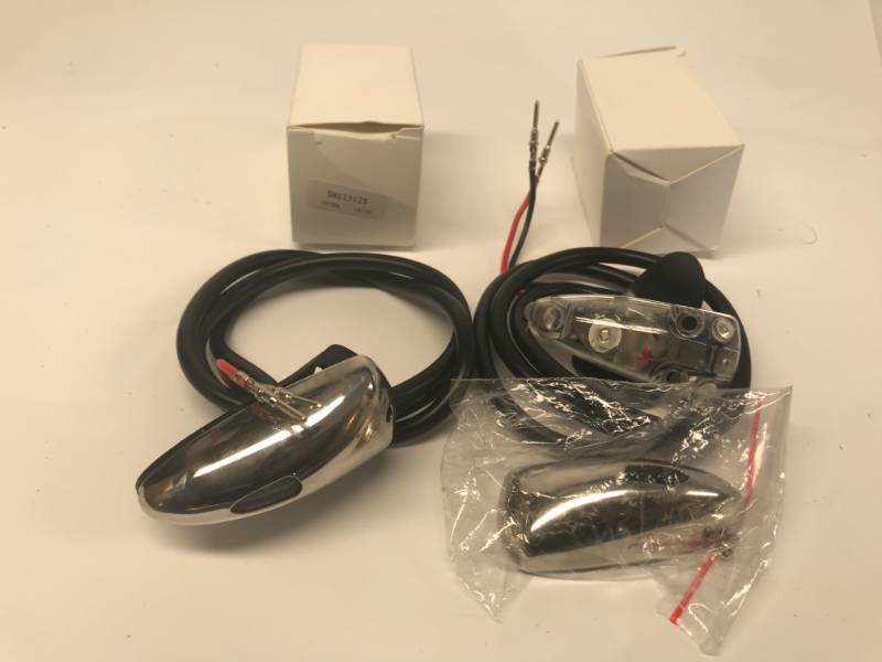 lot 3096 image: T-H MARINE LOW PROFILE BULLET NAV LIGHTS