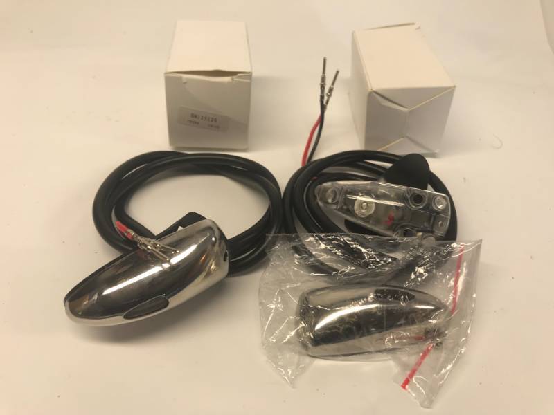 lot 3097 image: T-H MARINE LOW PROFILE BULLET NAV LIGHTS