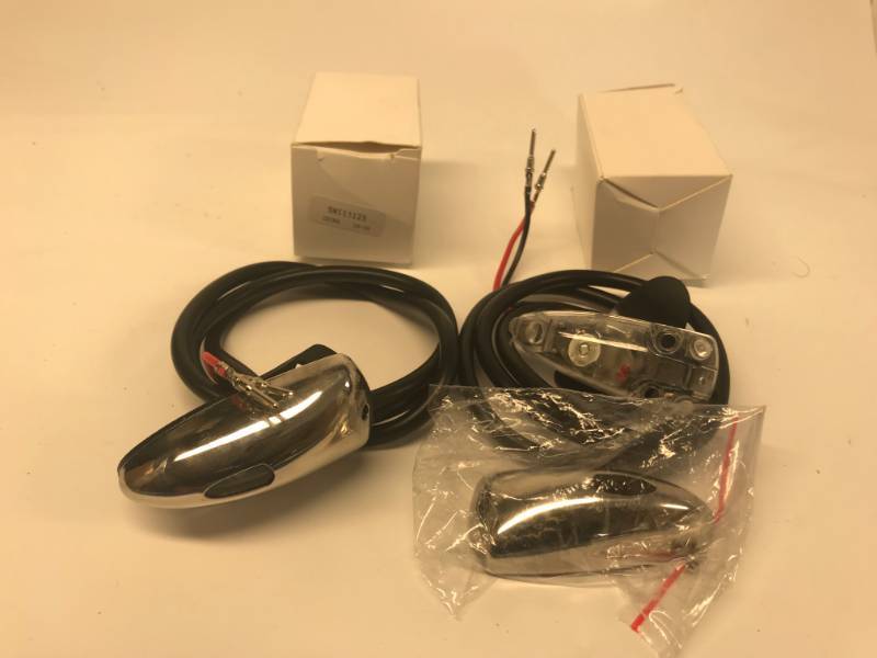 lot 3104 image: T-H MARINE LOW PROFILE BULLET NAV LIGHTS