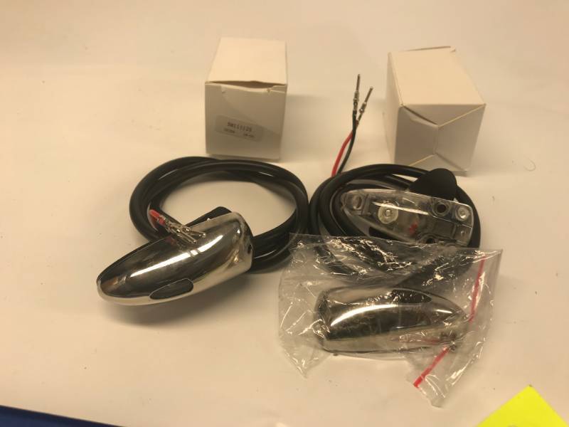 lot 3105 image: T-H MARINE LOW PROFILE BULLET NAV LIGHTS