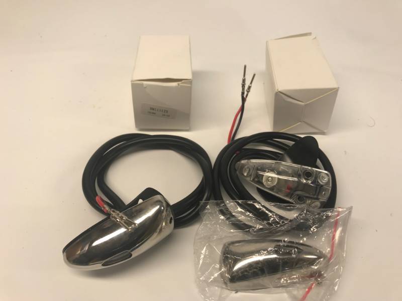 lot 3111 image: T-H MARINE LOW PROFILE BULLET NAV LIGHTS