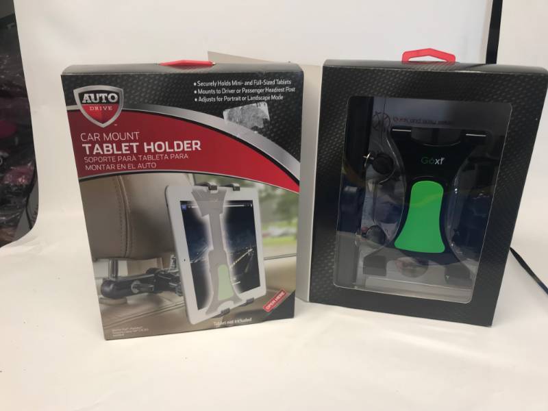 lot 3115 image: LOT OF IPAD CAR HOLDER