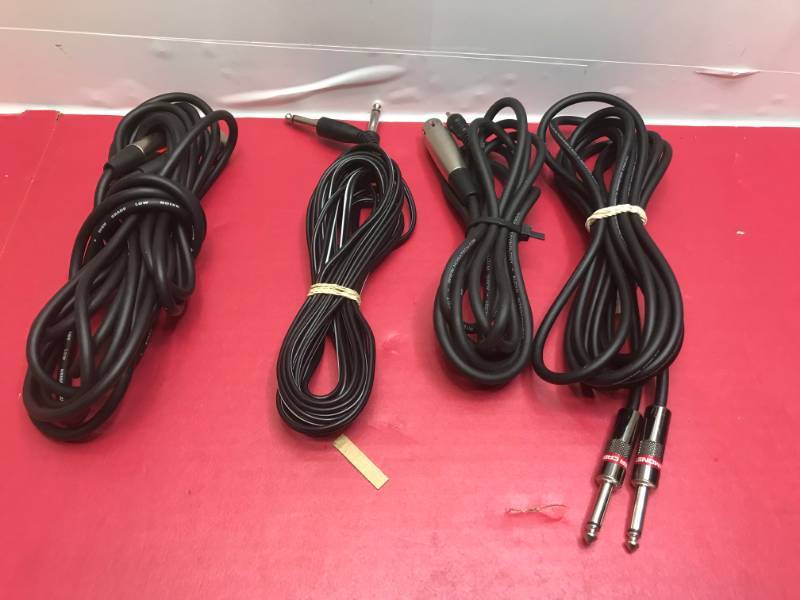 lot 3035 image: LOT OF DJ CABLES