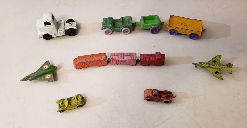 lot 1317 image: Lot of Tootsie toy Vehicles - Planes, Train, and Automobiles