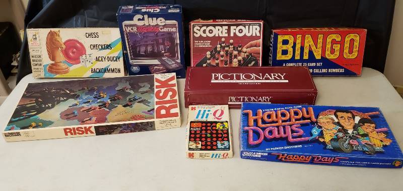 lot 1342 image: Lot of (8) Vintage Games