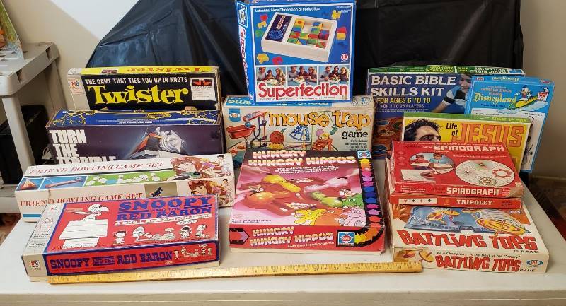 lot 1345 image: Lot of Vintage Games (13) - most all the games are complete with pieces