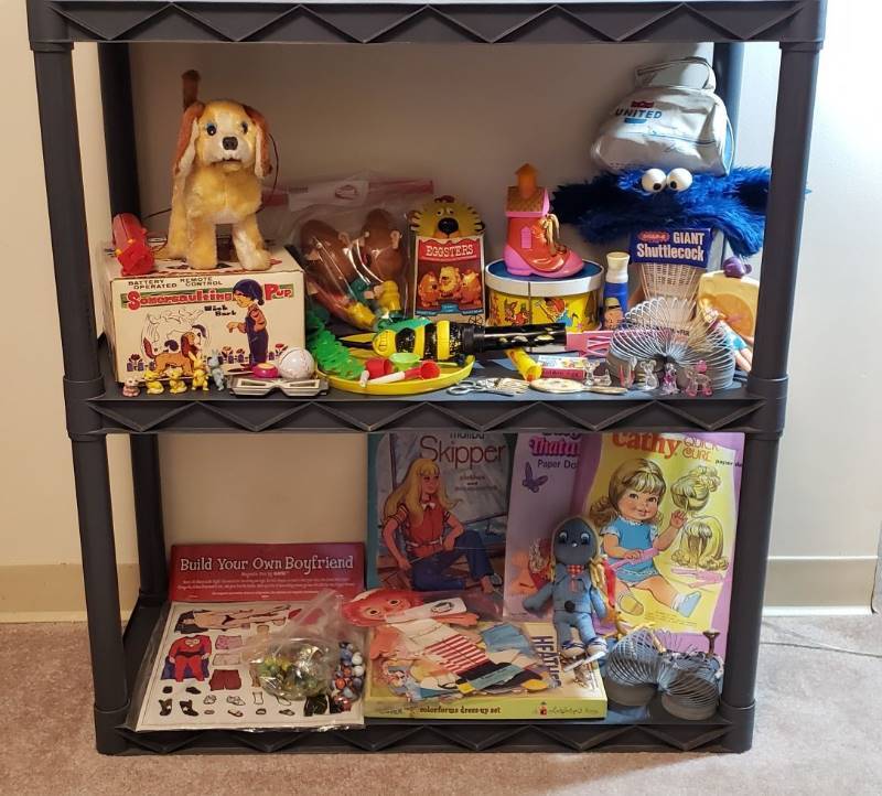 lot 1348 image: Lot of Vintage Toys on 2 shelves - shelving NOT included