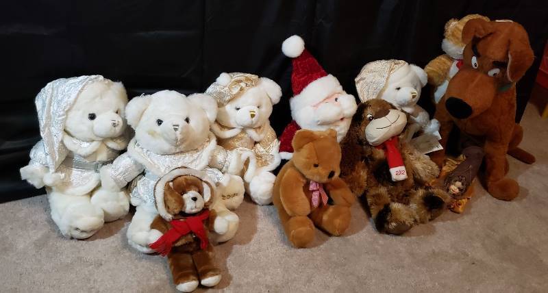 lot 1355 image: Lot of Stuffed Characters - Scooby, Santa, Holiday bears, Holiday dogcat, and others