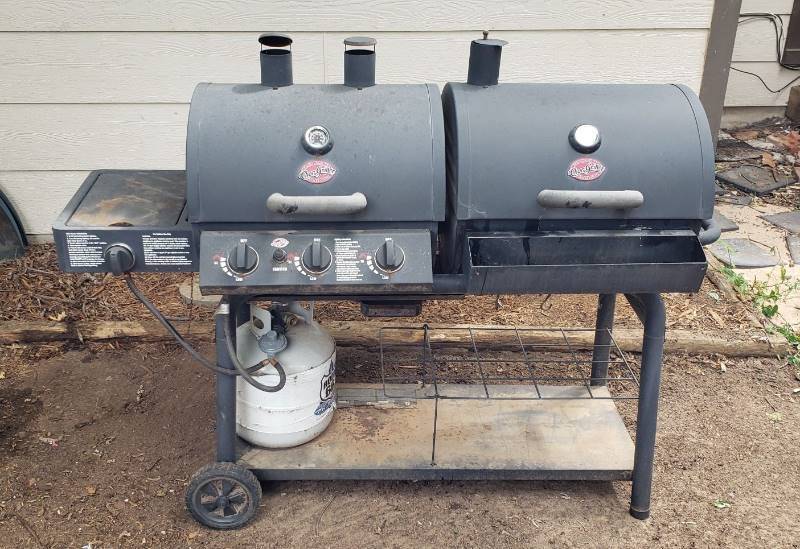 lot 1381 image: Propane Double Grill Char-Griller with Side Burner -64  x 26  x 48  - Propane Tank over 12 full - untested - comes with 3 Accessories