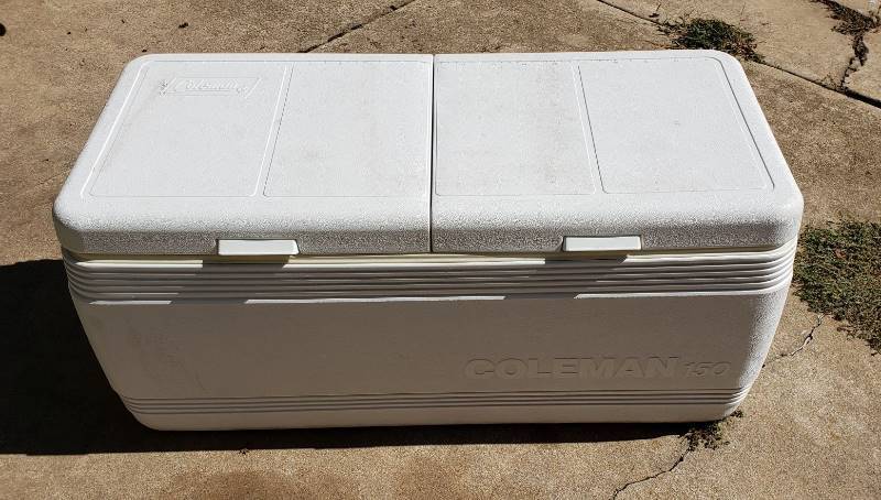lot 1438 image: Coleman 150 Cooler with Split Top and inserts - 42  x 19  x 19