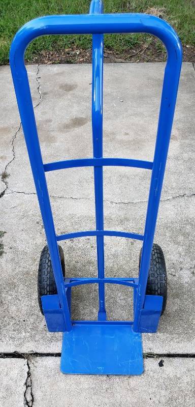 lot 1447 image: Large Blue 2 Wheel Hand Truck with 13  Tires