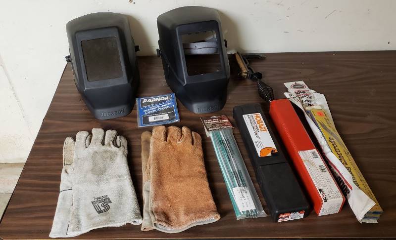 lot 1479 image: Lot of Welding Equipment - Rod Case are fairly full