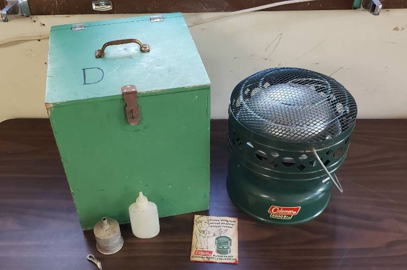 lot 1501 image: Vintage Coleman 5000 Btu Catalytic Heater with Wooden Storage Box and Fueling Tools