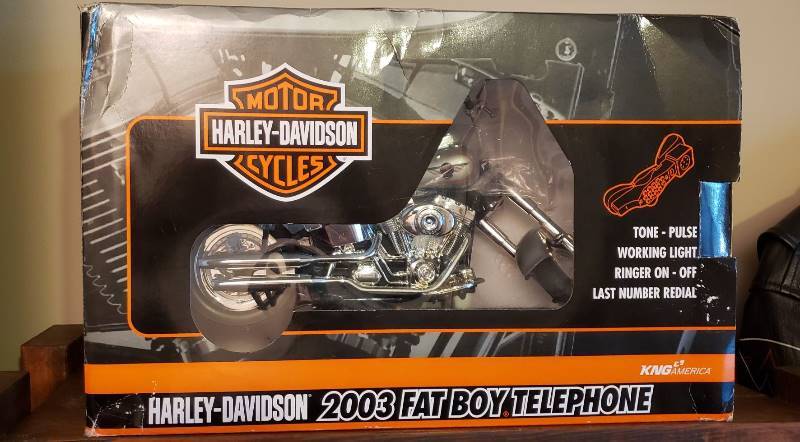 lot 1514 image: Harley-Davidson 2003 Fat Boy Telephone