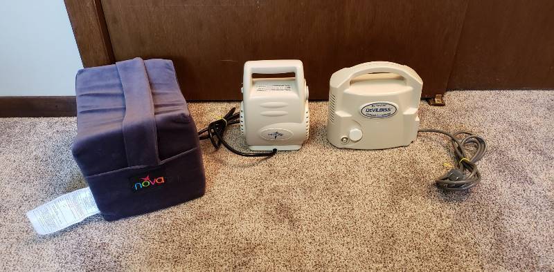 lot 1583 image: Nova Memory Foam Knee Cushion and (2) Nebulizers
