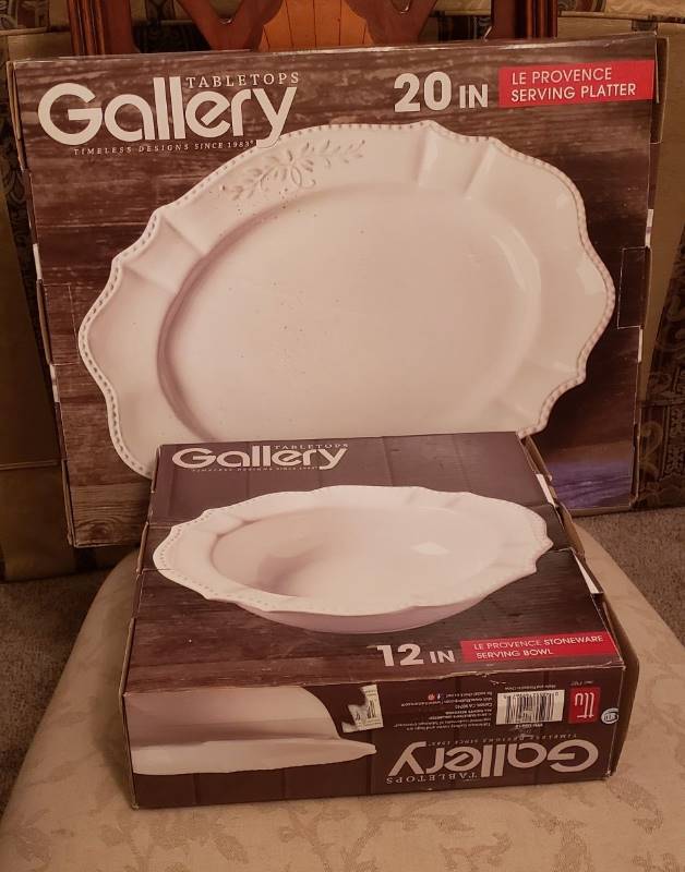lot 1606 image: 2 Serving Pieces of Tabletop Gallery Le Provence Stoneware - Serving Platter & Bowl
