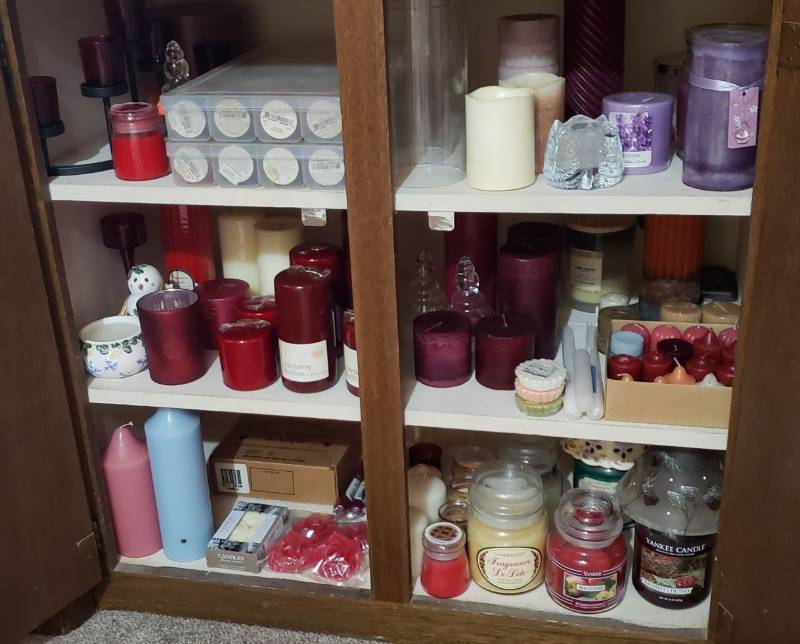lot 1629 image: Lot of Candles and Candle holders