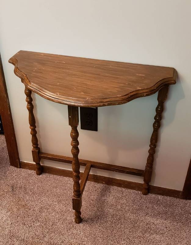 lot 1632 image: Wood Half Moon Accent Table