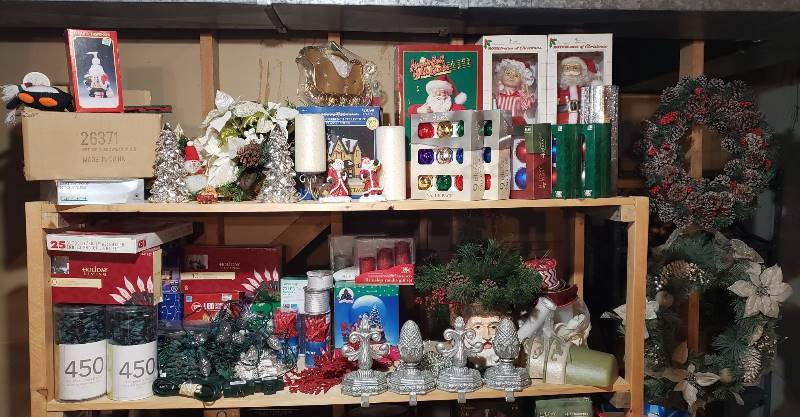 lot 1669 image: Large Lot of Christmas