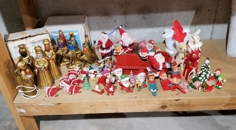 lot 1672 image: Lot of Vintage Christmas