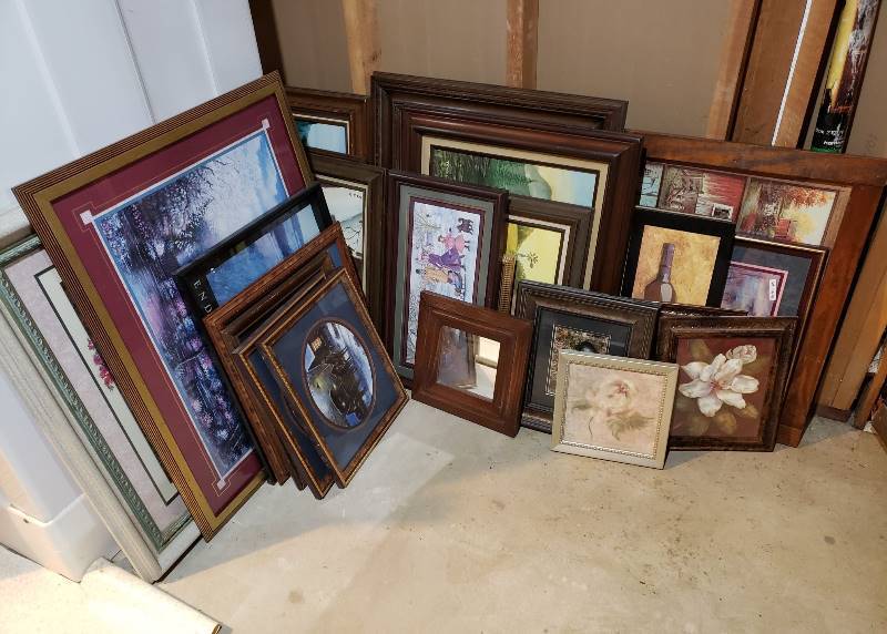 lot 1675 image: Lot of Framed Artwork