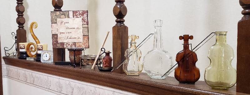 lot 1691 image: Lot of Home Decor