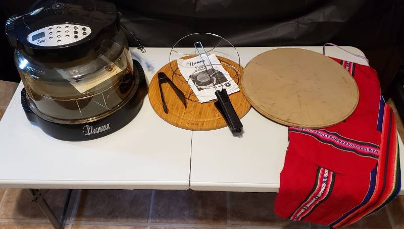 lot 1698 image: NuWave Pro Infrared Oven with Accessories- New - power on & Pampered Chef Pizza Stone with Apron